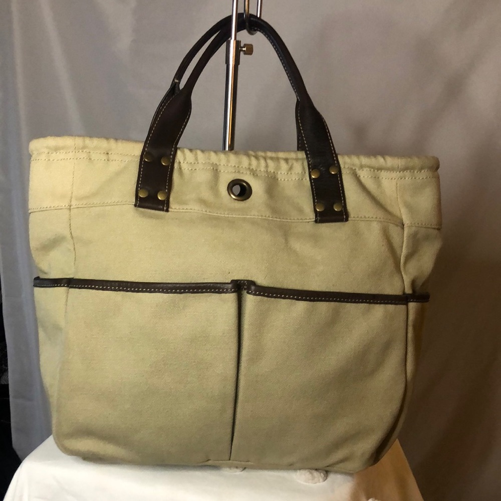 LEVENGER beige colored tote.